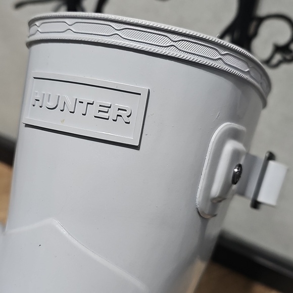 Hunter Light Gray Glossy Boots Size 8 - Picture 4 of 9